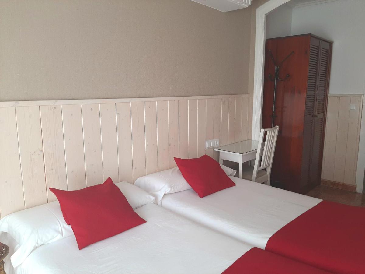 Hotel Dato Vitoria-Gasteiz Bagian luar foto