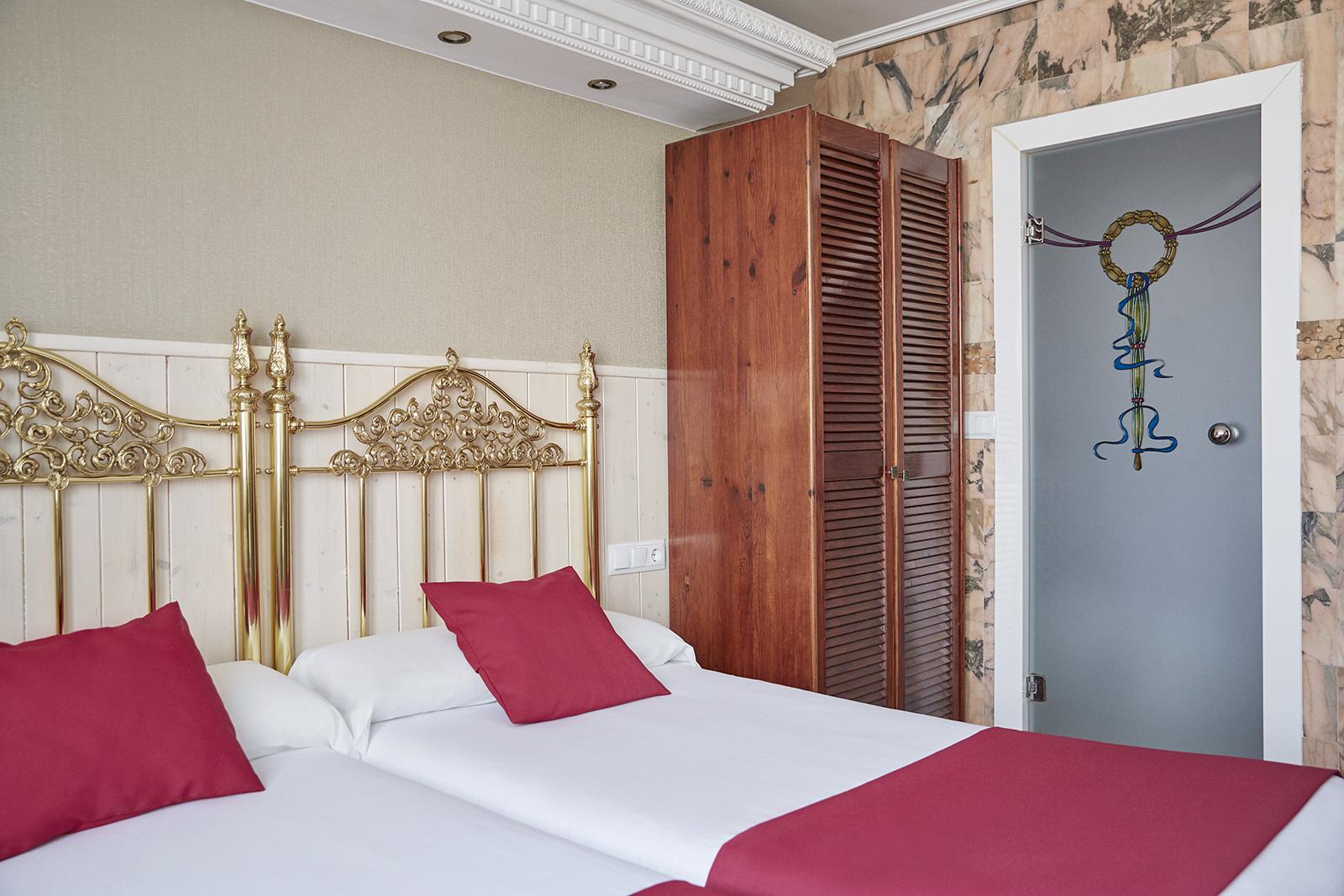 Hotel Dato Vitoria-Gasteiz Bagian luar foto